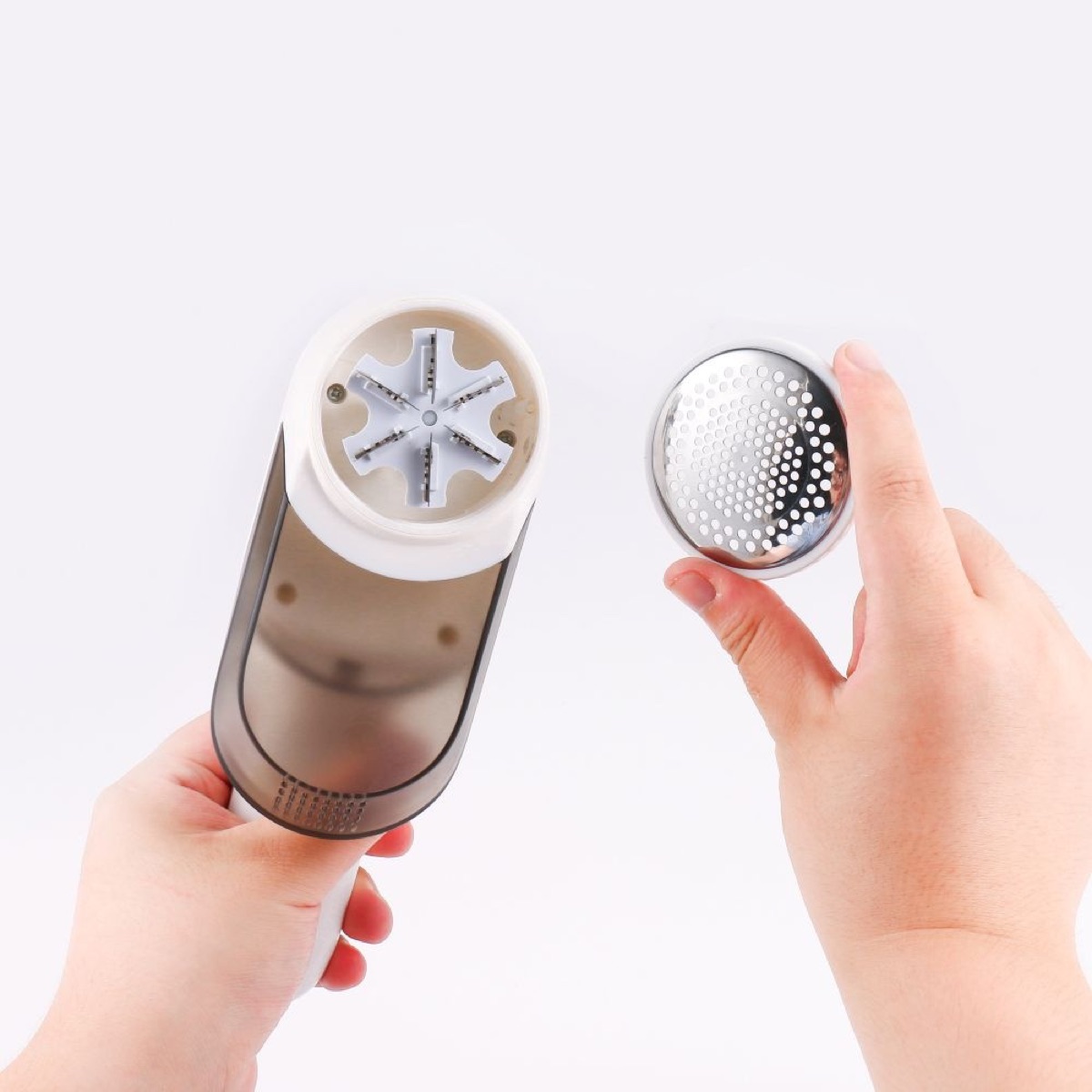 KöLAX Rechargeable Electric Fabric Shaver Lint Remover with LED Display, Sweater Shaver 2- Speed to Remove Fuzz and Pill for Clothes, Furniture, Couch and Blanket, view 4